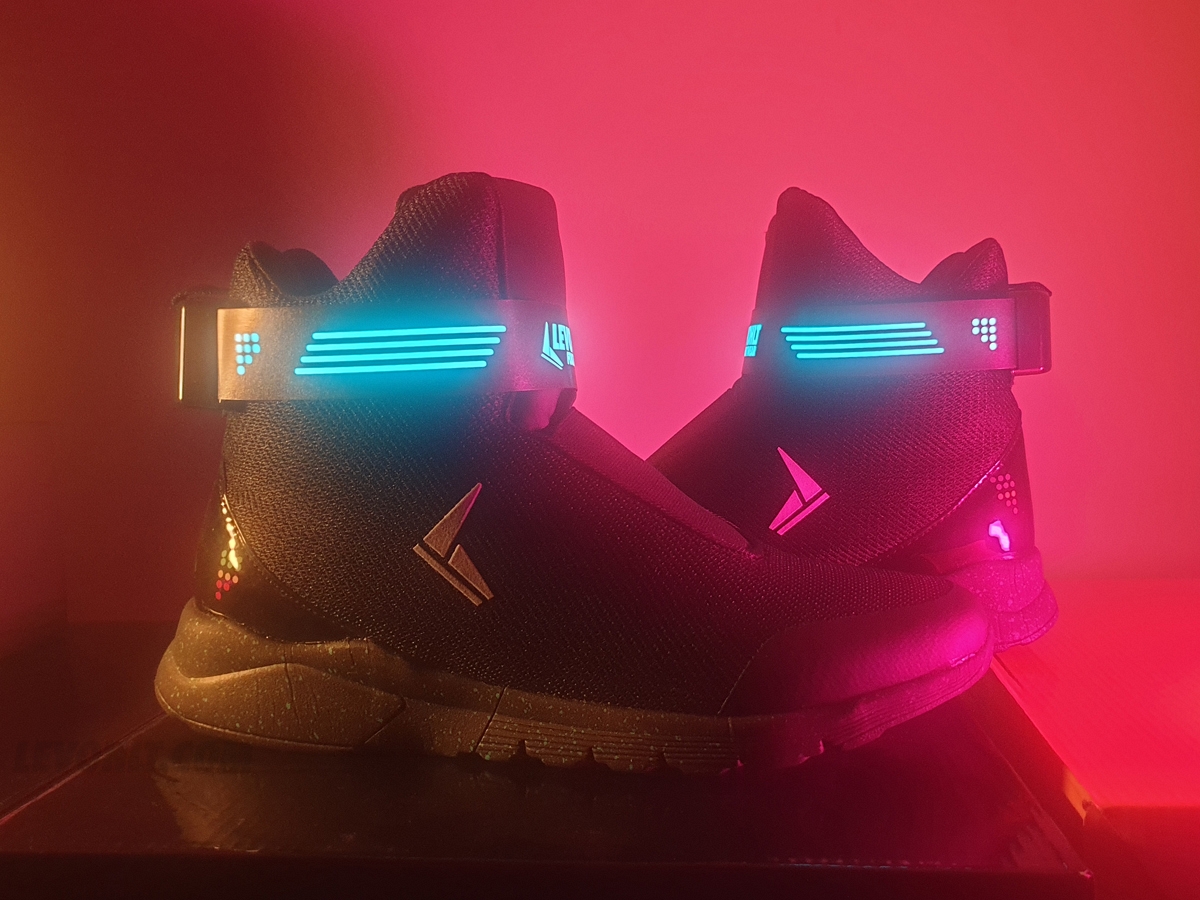 L85 LTD Edition Light Up Sneakers | Levohlt Footwear